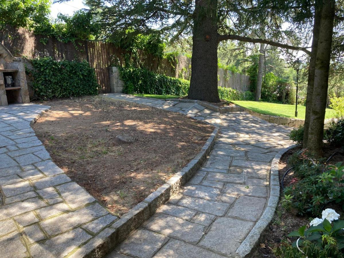 Los Cedros, Gran Chalet Con Piscina Y Apartamento En Navacerrada Villa Exterior photo